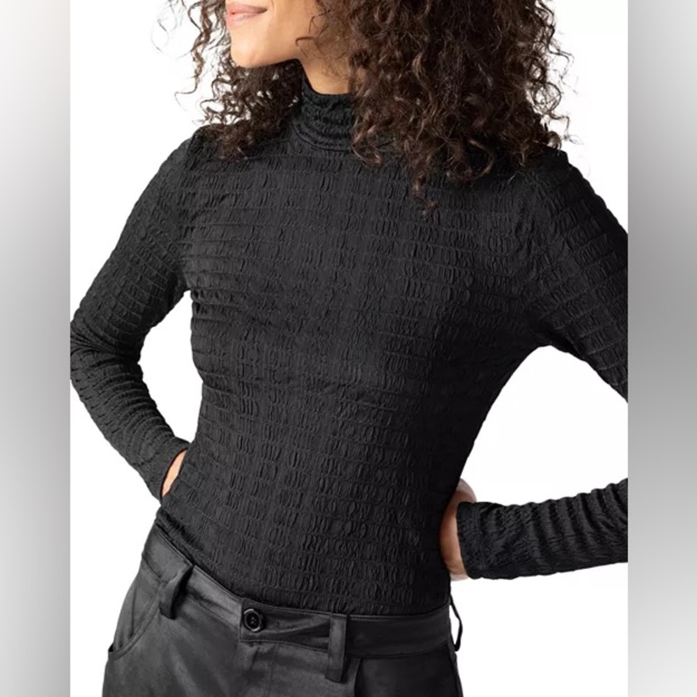 Sanctuary Black Textured Long Sleeve Top